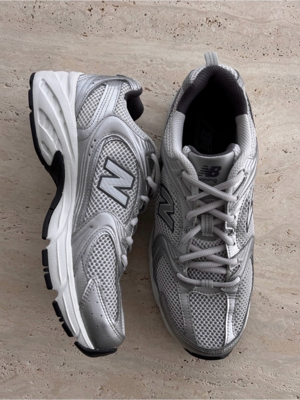 Unisex New Balance 530